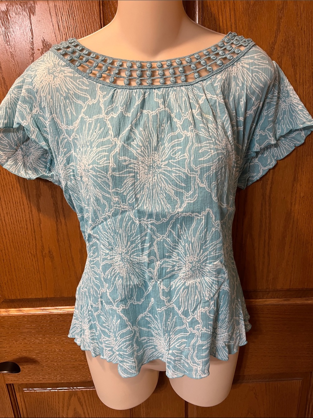 Calvin Klein Women’s Light Mint Floral Crochet Yoke Blouse